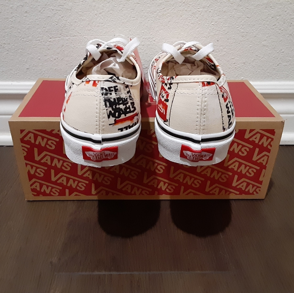 Vans - Picture 4 of 4